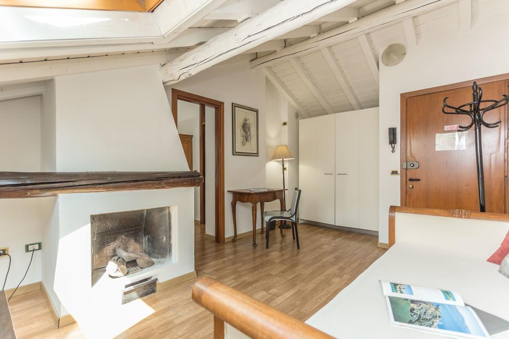 Relais Il Leoncino Hotel Brescia Bagian luar foto