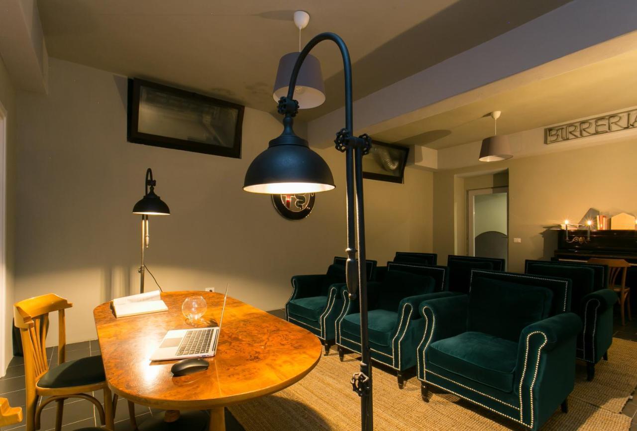 Relais Il Leoncino Hotel Brescia Bagian luar foto